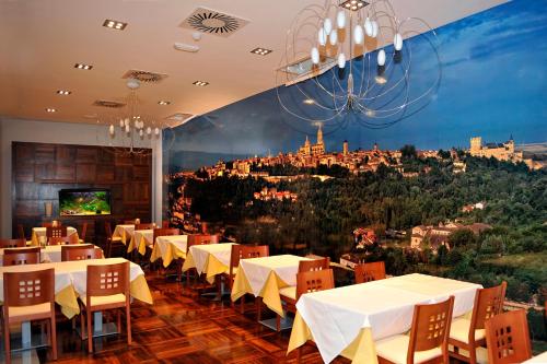 Hotel Don Felipe - image 11