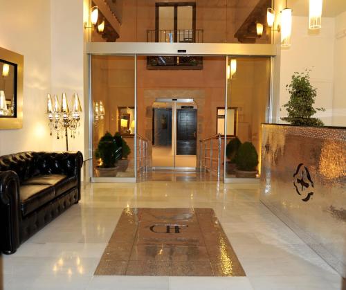 ล็อบบี้, โรงแรม ดอน เฟลิเป้ (Hotel Don Felipe) in เซโกเวีย