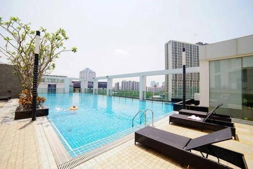 THE AUTUMN PEARL SUITE 1 BR : POOL/WIFI/RAMA9/RCA