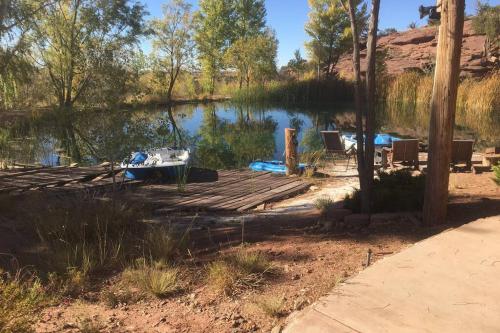 Cabin by the pond (The Funk Starts Here)