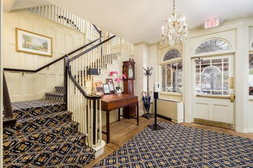 Simsbury 1820 House in Simsbury, USA