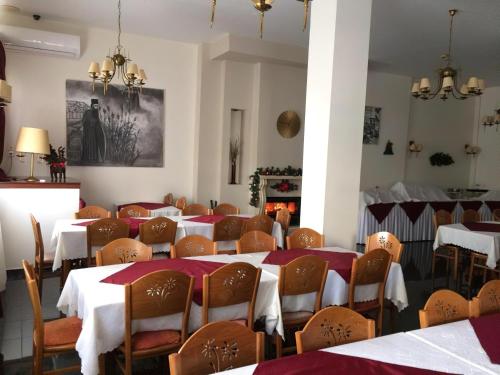 Hotel Rex – Kalampaka, KY