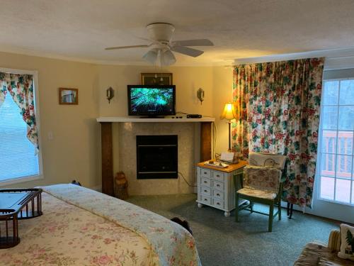 Emerald Necklace Inn Bed and Breakfast in Lakewood, USA