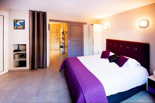 1 queen bed