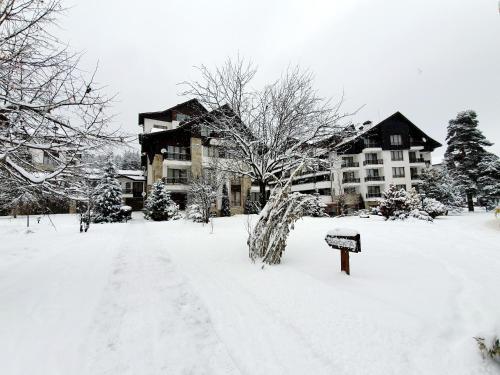 Pinewood ANG Apartment, Semiramida Borovets Hills