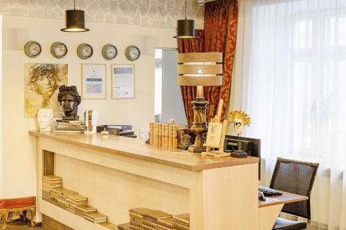 Old Town Hotel Bohema, Klaipėda - 로비