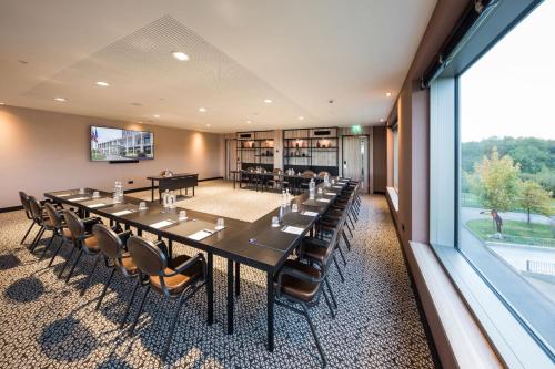 Van der Valk Airporthotel Düsseldorf - main image