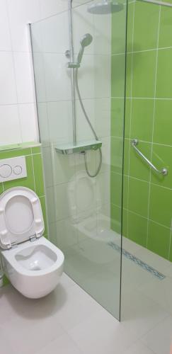  MacAdams Apartments and Restaurant in Borovići