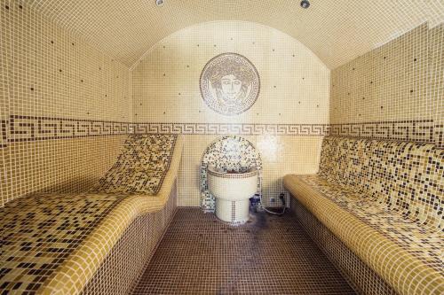 Family Hotel Hebar - image 12