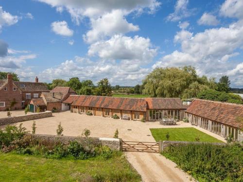 The Cowsheds, Sutton Benger, Wiltshire