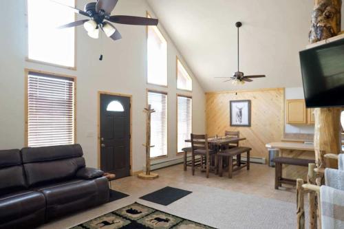 Mill Creek Retreat in South Fork, USA