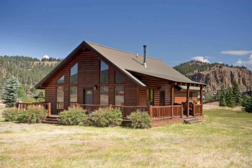 Mill Creek Retreat in South Fork, USA