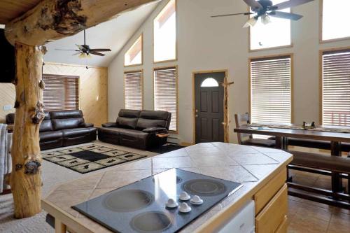 Mill Creek Retreat in South Fork, USA
