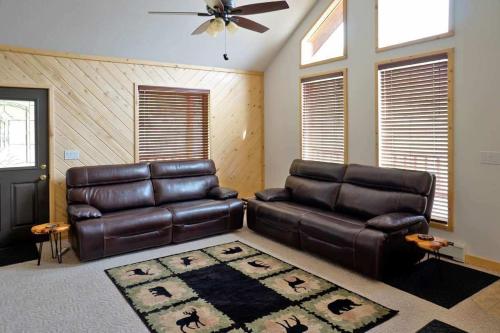 Mill Creek Retreat - image 2