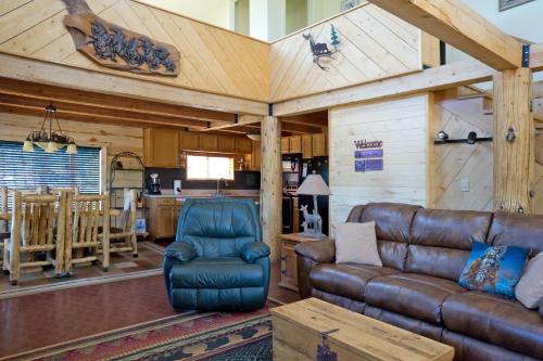 Deer Creek Escape in South Fork, USA