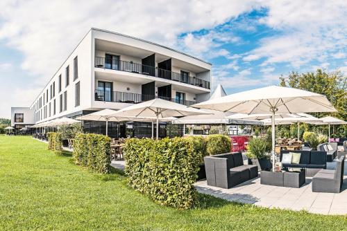 Schlosshotel Hellenstein - Hotel - Heidenheim