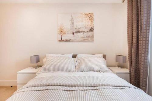 Ace Location - Free Parking - Near Warner Bros Studio