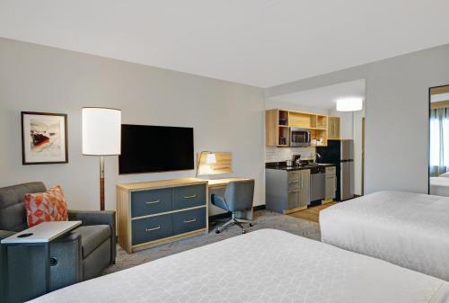 Candlewood Suites - Kingston West, an IHG Hotel
