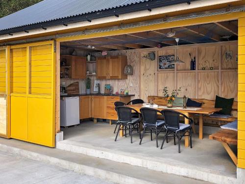 ทัศนียภาพภายนอกโรงแรม, 6 person holiday home in øystese in ออยสตีด