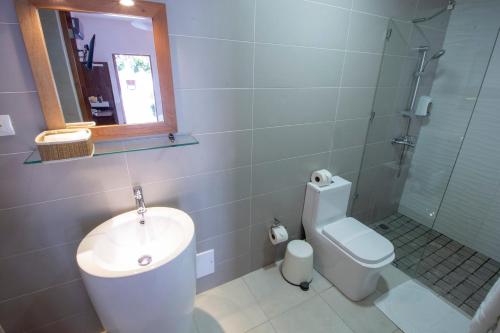 Luxury Double Room image 6