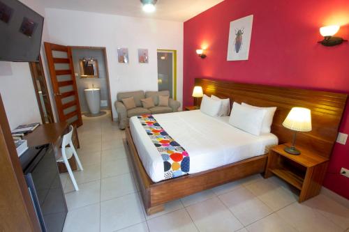 Luxury Double Room image 9