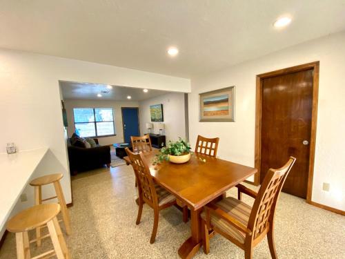 Near to OUHSC Hospitals-Garage Studio near Harn Homestead