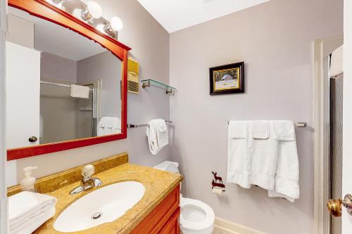 Summit View Condos - image 4