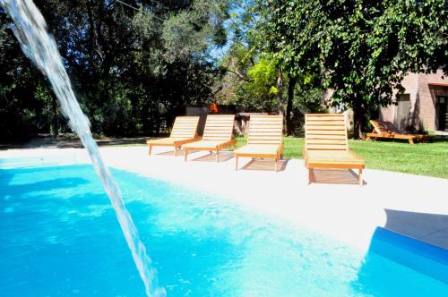 Swimming pool, Los Olivos Loft in Celedonio Escalada