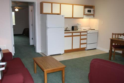 Affordable Suites Rocky Mount - 주방