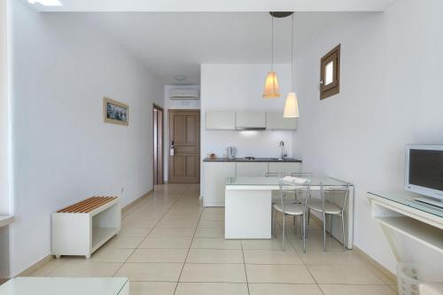 Lithos by Spyros & Flora - image 6