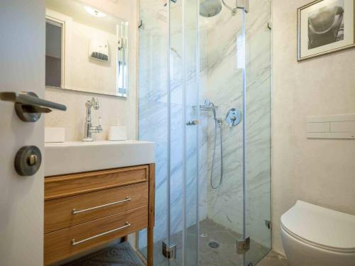 Three-Bedroom Apartment image 7