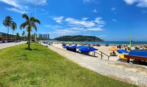strand, Enseada Village Guarujá (Enseada Village Guaruja) in Guarujá