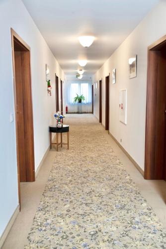 Hotel Komfort - Krzywaczka