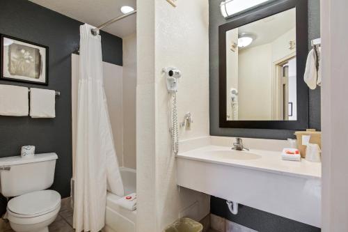 2 double beds