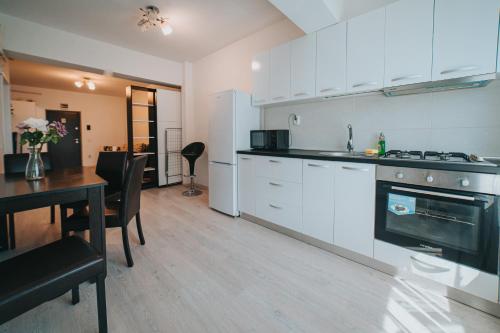 Palas Mall - Cozy Studios and Flats - image 6