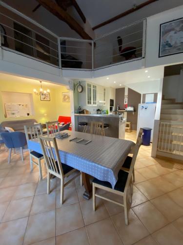 Facilities, Domaine Des Deux Rivieres - Gite - in Meilhan-sur-Garonne