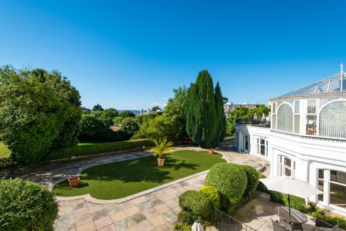 Abbey Lawn Hotel - image 5
