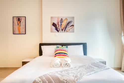 RH- Downtown 1BR Pad, walk to Dubai Mall