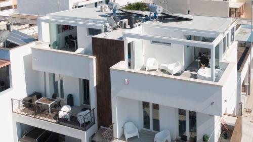 2 bedrooms, 3 beds