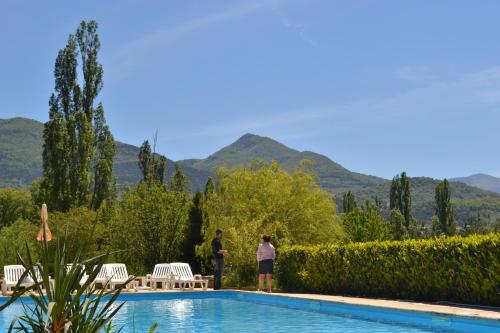 Auberge Les Sibourgs - Hôtel - Bourdeaux