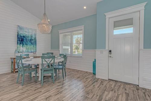 4 bed 4 bath, bonus bunk room heated pool WATER SLIDE spa WiFi, Holmes Beach (fotografie 7)