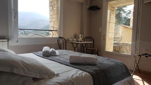 Hotel L'Oustau de la Font in Reilhanette