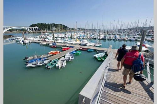 Les Balcons de La Trinité - Vue sur mer et le port