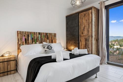 Domaine Olmeta - Superb villas with private pools & mountain views in Porticcio - Welkeys gîte à louer Bisinao