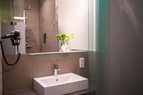 ห้องน้ำ, eee Hotel Gunskirchen in ฮอฟ เบย์ ซาลซ์บูร์ก