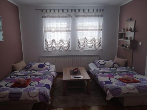  Apartment Igor - HOLIDAY HOME in Oštarije
