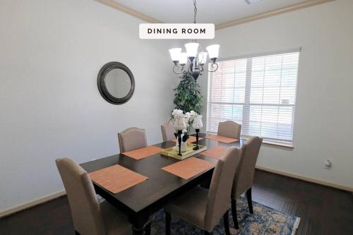 6 Bedroom, 4 Baths, West Houston, Katy, Richmond - Village Branch