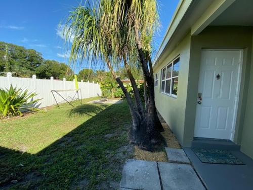 SEA N SUN 2 Close to Airport/Cruise Port/ Beaches