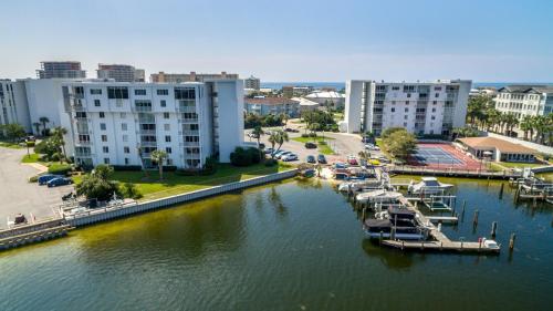 Dolphin Point 105C Destin Condo