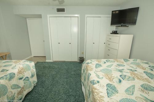 Shoreline Towers 2073 Condo - image 5